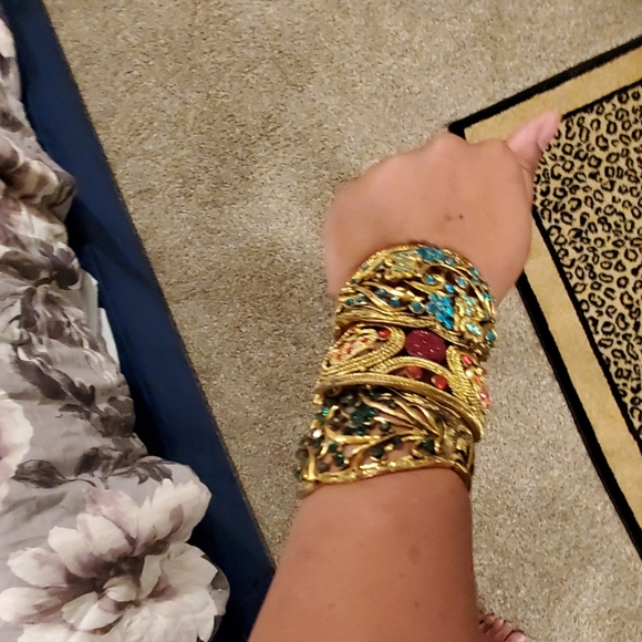 Bracelet - Picture 2 of 4